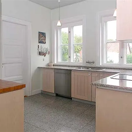Holiday home Holiday Stavrebyvej H- 4452
