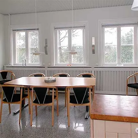 Holiday Stavrebyvej H- 4452 Holiday home Vaeggerlose